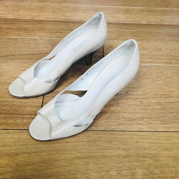 TALBOTS Womens Dress Shoes 5M Heels Pump Open Toe - Picture 1 of 6